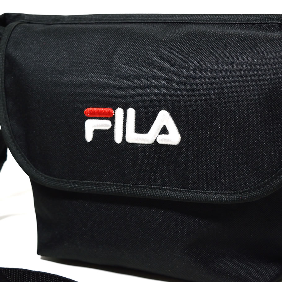 FILA フィラ ショルダーバッグ カジュアル ブランド 斜め掛け ポーチ 小物入れ 小さめ おしゃれ 鞄 FM2063