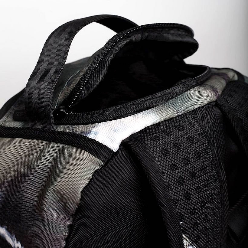 スプレーグラウンド SPRAYGROUND バックパック リュックサック CAMO TIE DYE SHARK BACKPACK
